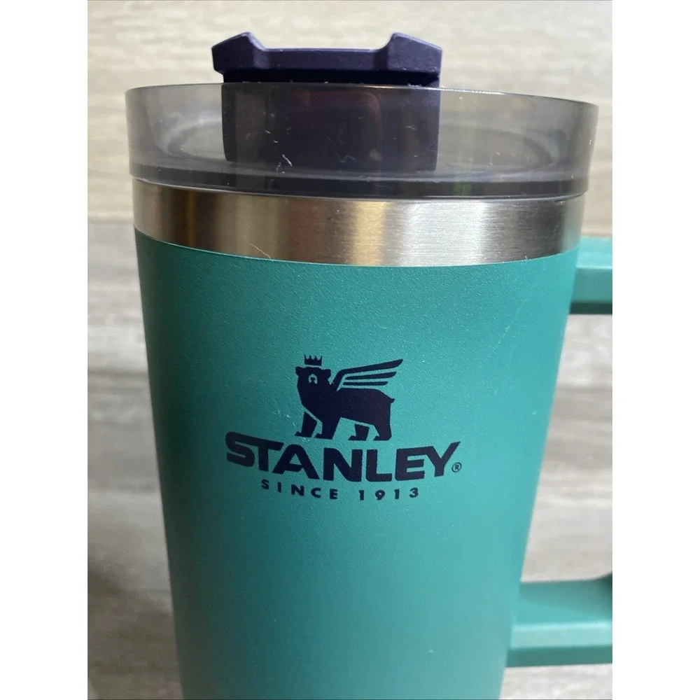 Stanley Quencher H2.0 Flow State Tumbler 40oz NO Straw - Picture 2 of 11